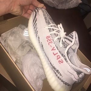 Yeezy 350 boost zebra